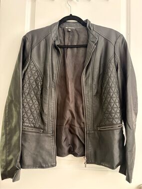 Vero Moda Black Quilted-Panel Leather Jacket